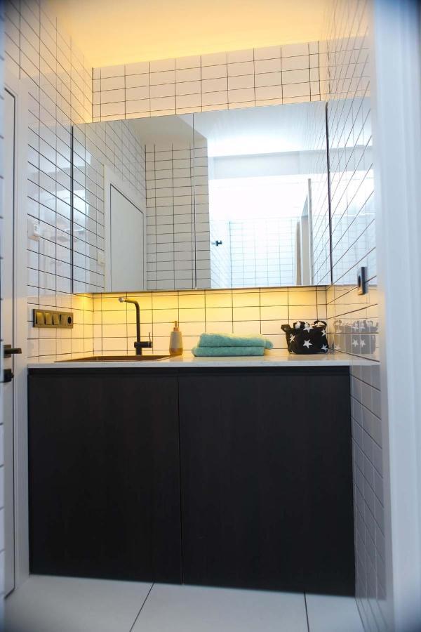 Stylish 1 Bedroom Studio Near Most City دنيبروبيتروفسك المظهر الخارجي الصورة
