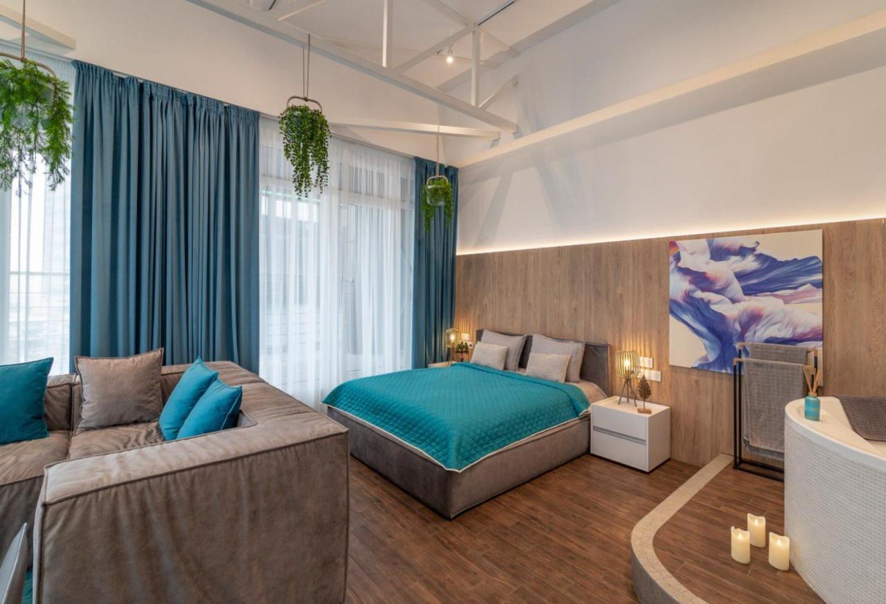 Stylish 1 Bedroom Studio Near Most City دنيبروبيتروفسك المظهر الخارجي الصورة