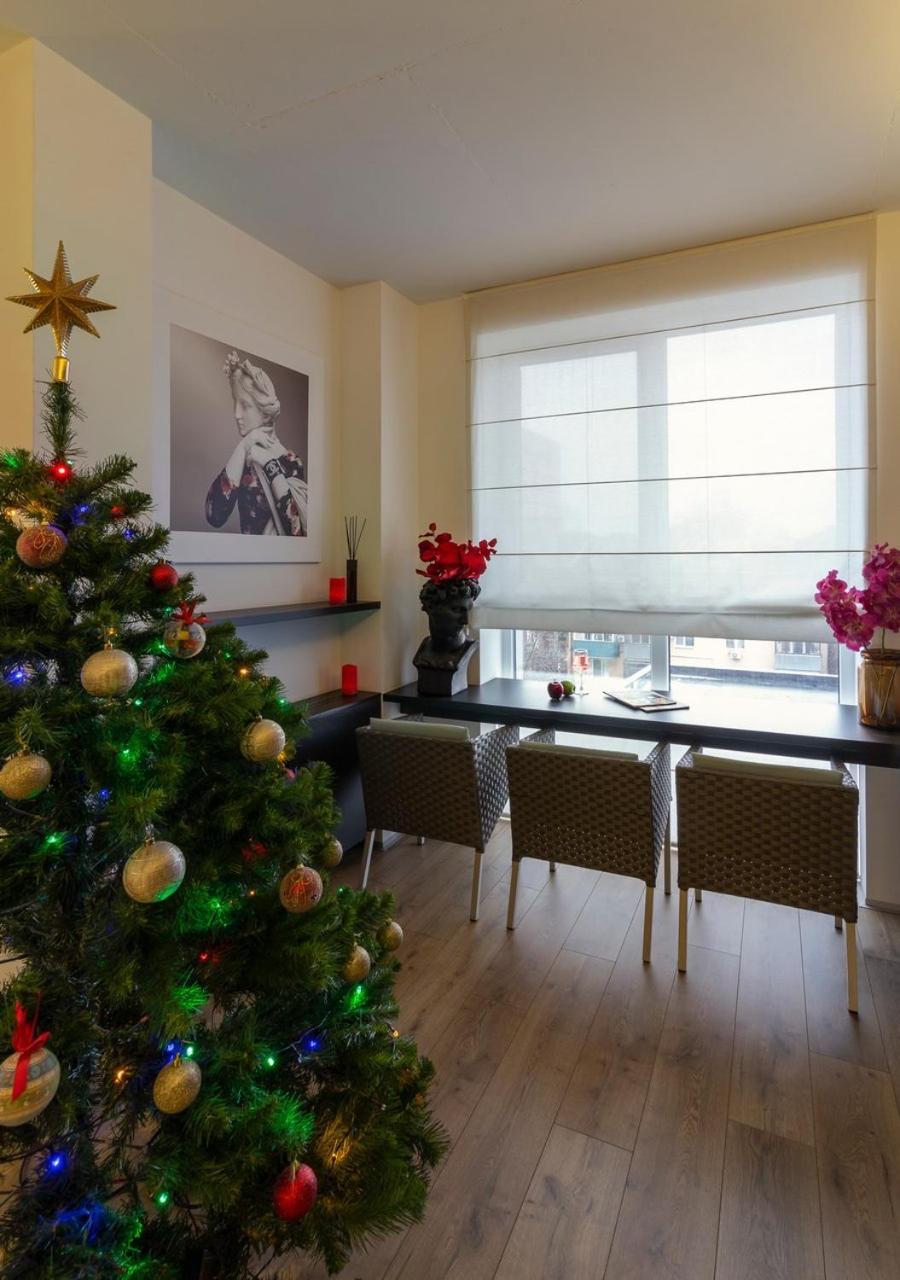 Stylish 1 Bedroom Studio Near Most City دنيبروبيتروفسك المظهر الخارجي الصورة