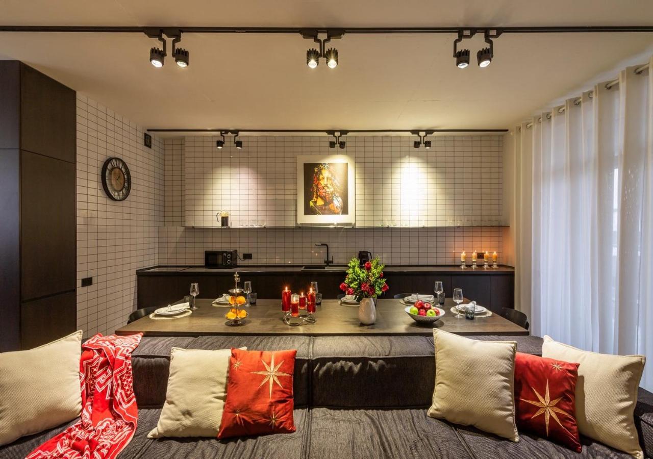 Stylish 1 Bedroom Studio Near Most City دنيبروبيتروفسك المظهر الخارجي الصورة