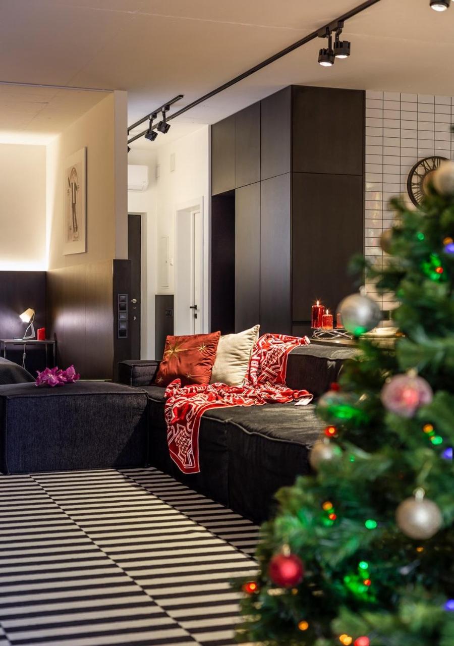 Stylish 1 Bedroom Studio Near Most City دنيبروبيتروفسك المظهر الخارجي الصورة